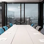 Pingvinhotellet Unn מלון טרומסה