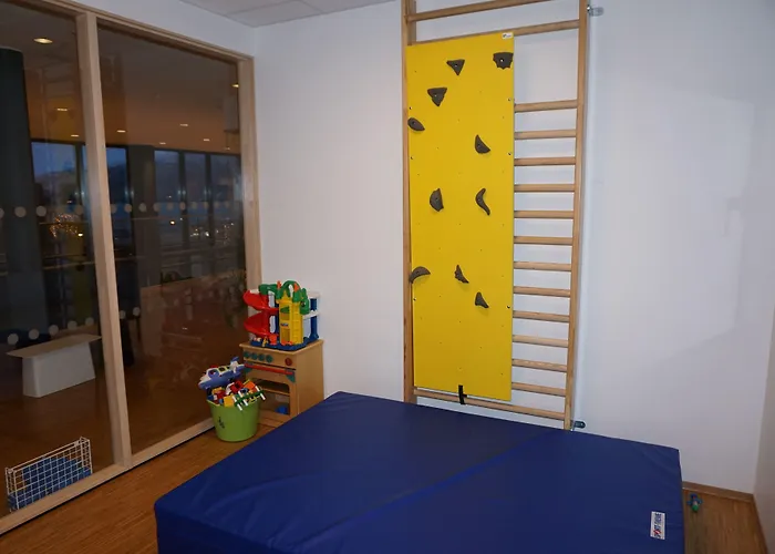 מלון Pingvinhotellet Unn טרומסה