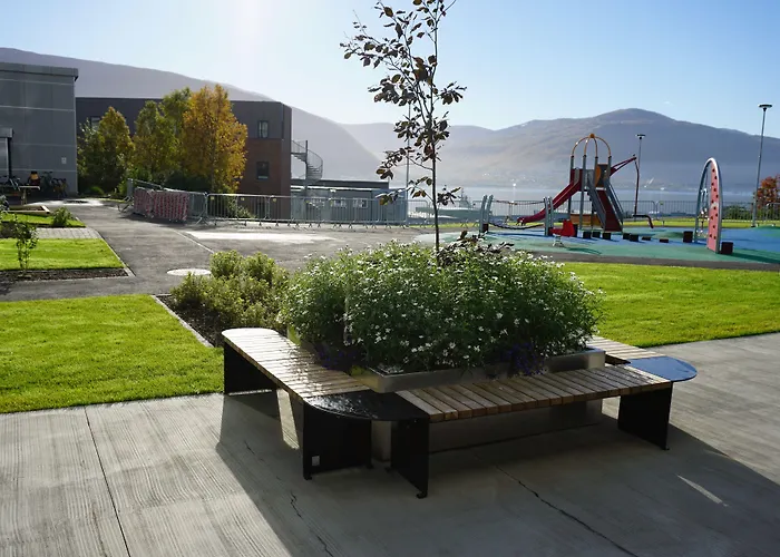 Pingvinhotellet Unn 3* טרומסה