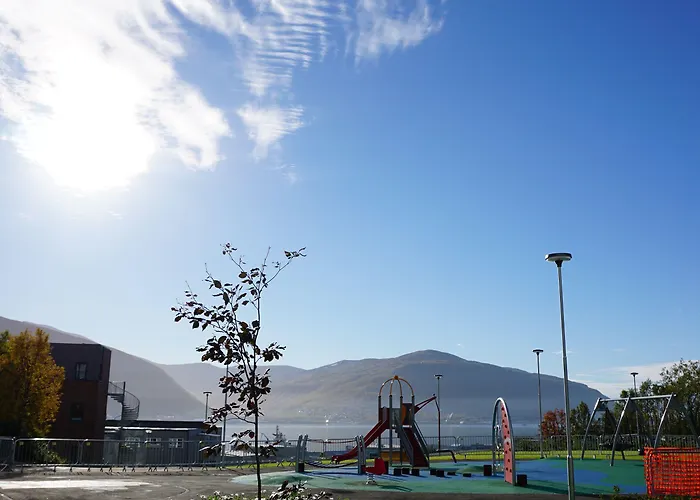 מלון Pingvinhotellet Unn טרומסה