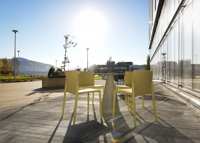 Pingvinhotellet Unn מלון טרומסה