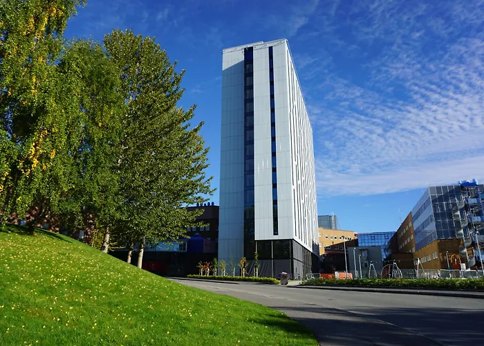 Pingvinhotellet Unn מלון טרומסה