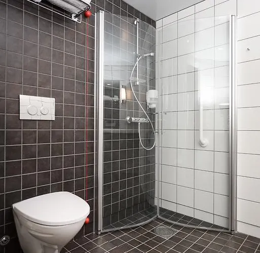 Pingvinhotellet Unn 3*