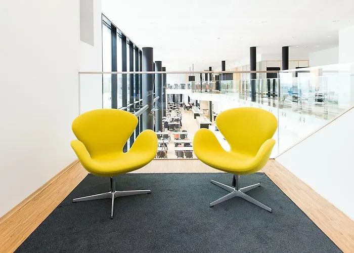 Pingvinhotellet Unn מלון 3*